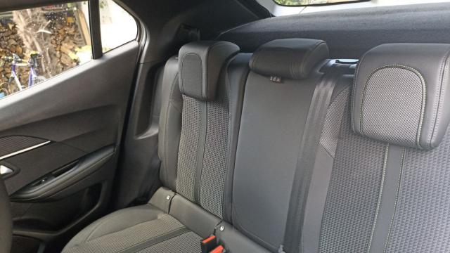 Peugeot 2008 image 4