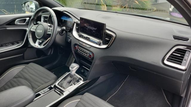 Kia Pro_cee'D image 5