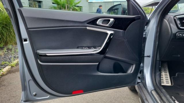 Kia Pro_cee'D image 9