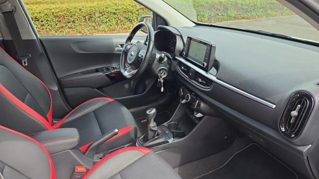 Kia Picanto image 2
