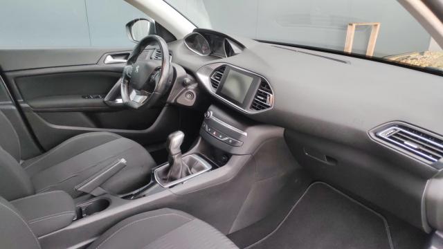 Peugeot 308 image 7