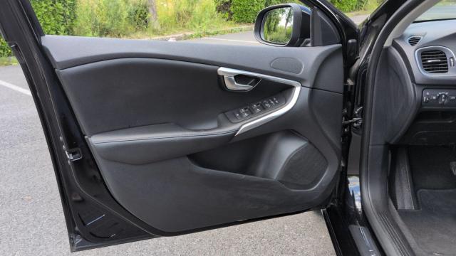 Volvo V40 image 3