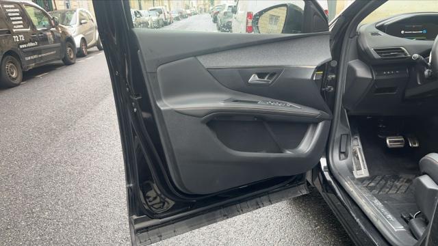 Peugeot 3008 image 1
