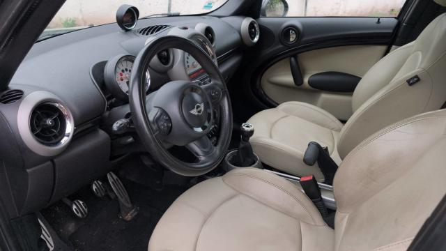 Mini Countryman image 9