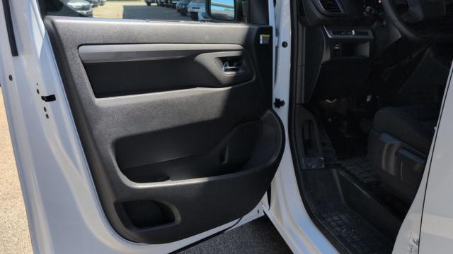Citroen Jumpy image 2