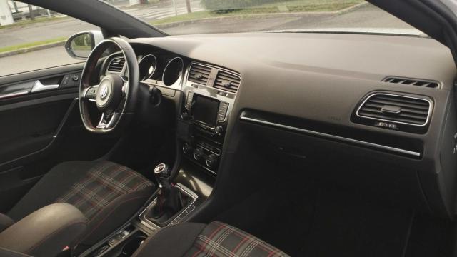 Volkswagen Golf image 3