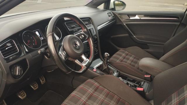 Volkswagen Golf image 4