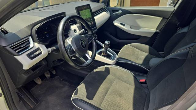 Renault Clio image 8