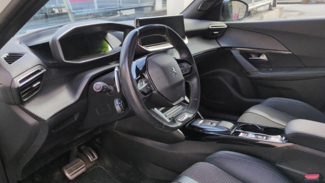 Peugeot 2008 image 5