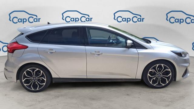 Ford Focus image 6