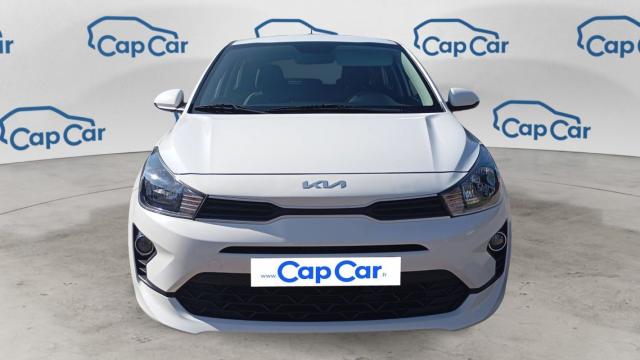 Kia Rio image 6