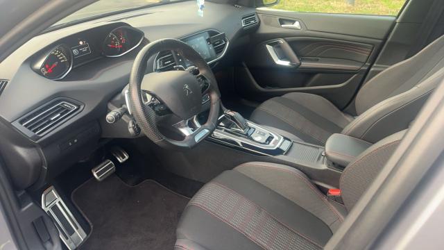 Peugeot 308 image 8