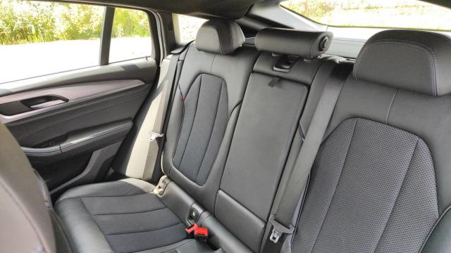Bmw X4 image 1