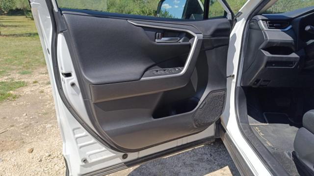 Toyota Rav4 image 3