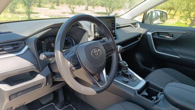 Toyota Rav4 image 6
