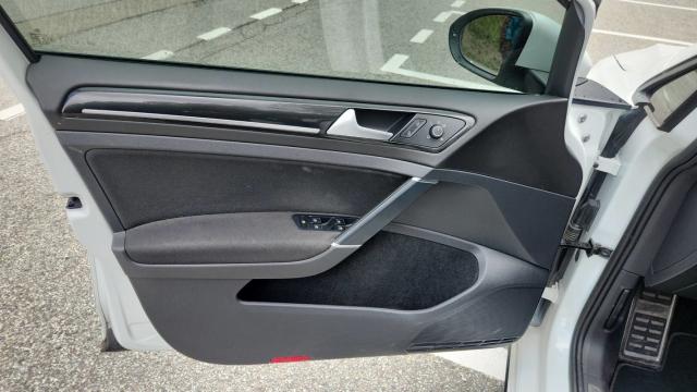 Volkswagen Golf image 4