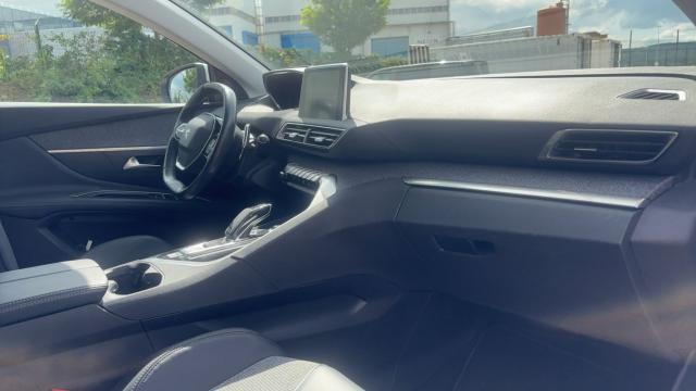 Peugeot 3008 image 4