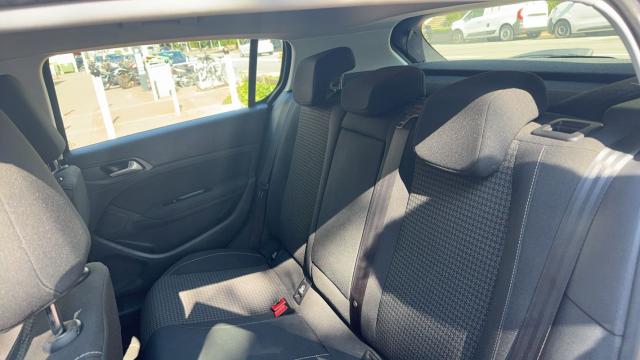Peugeot 308 image 3