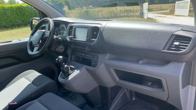 Citroen Jumpy image 2
