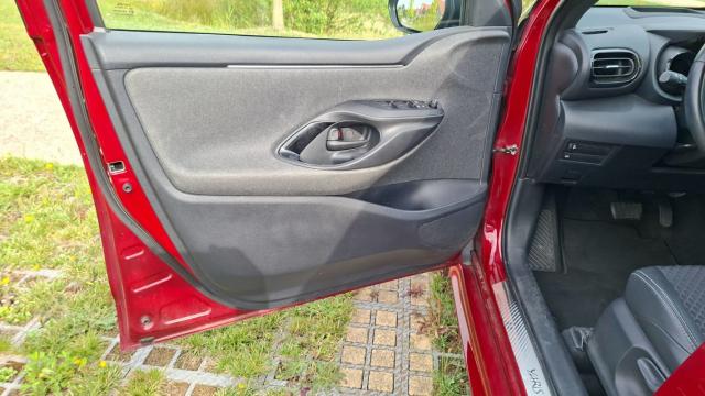 Toyota Yaris image 3