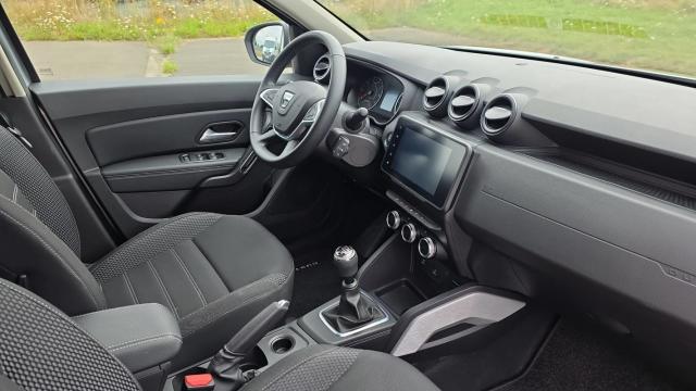 Dacia Duster image 8