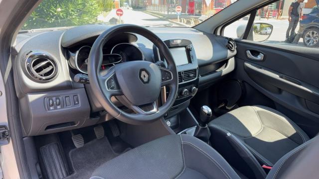 Renault Clio Estate image 7