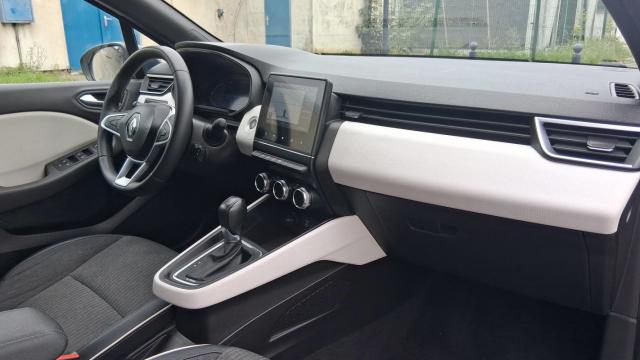 Renault Clio image 6