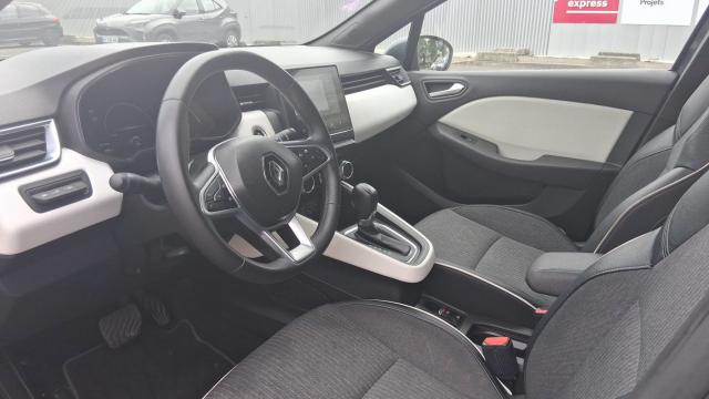 Renault Clio image 8