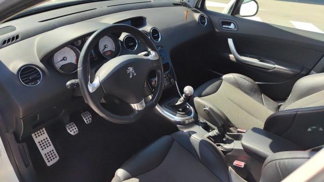 Peugeot 308 image 2