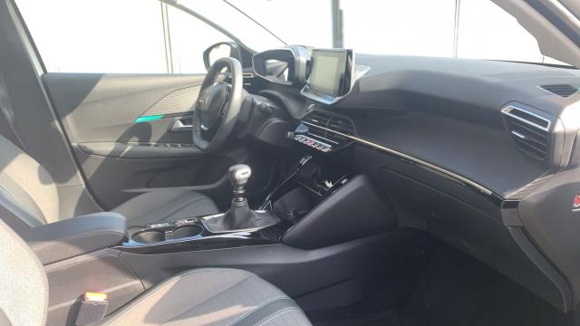Peugeot 208 image 4