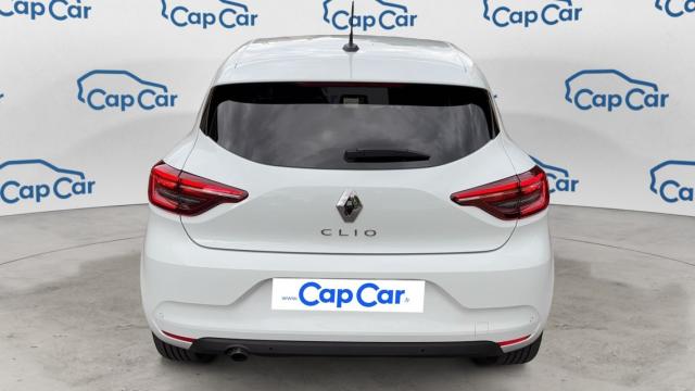 Renault Clio image 9