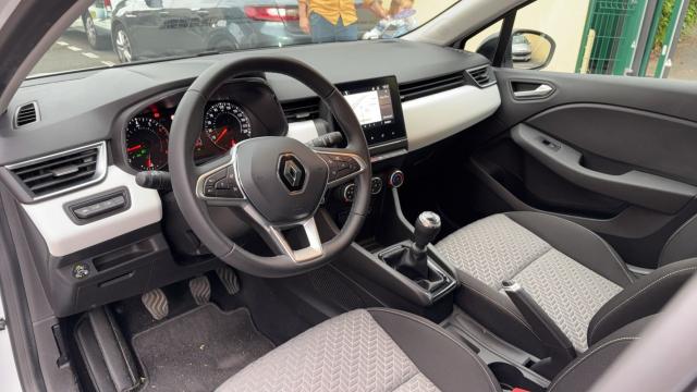 Renault Clio image 6