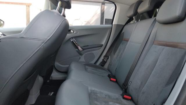 Peugeot 208 image 4