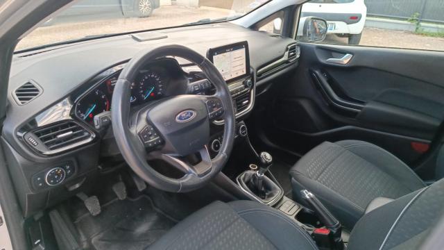 Ford Fiesta image 9