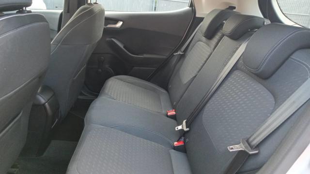 Ford Fiesta image 7
