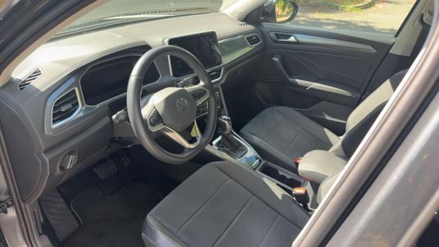 Volkswagen T-Roc image 3