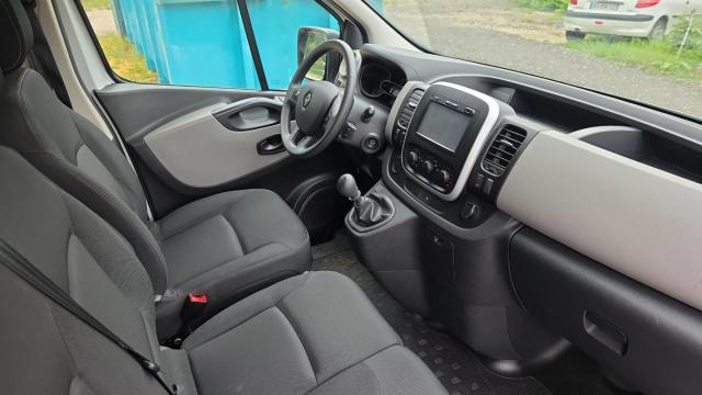 Renault Trafic image 4
