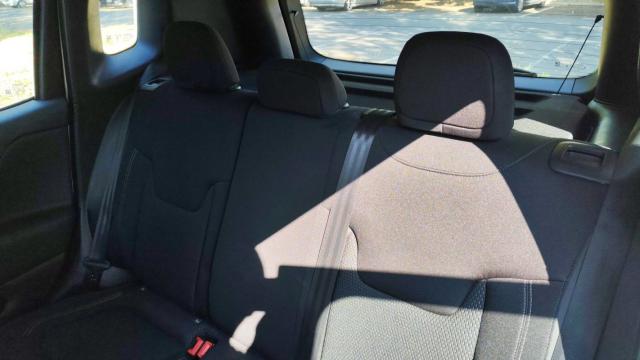 Jeep Renegade image 8