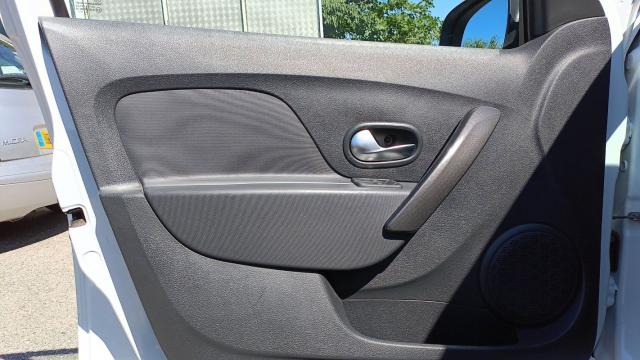 Dacia Sandero image 9