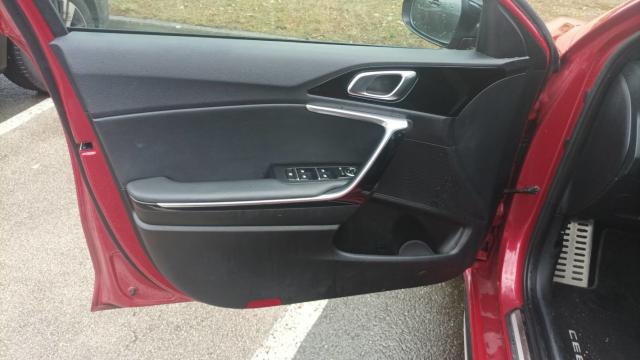 Kia Ceed image 9
