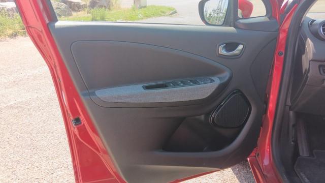 Renault Zoe image 8