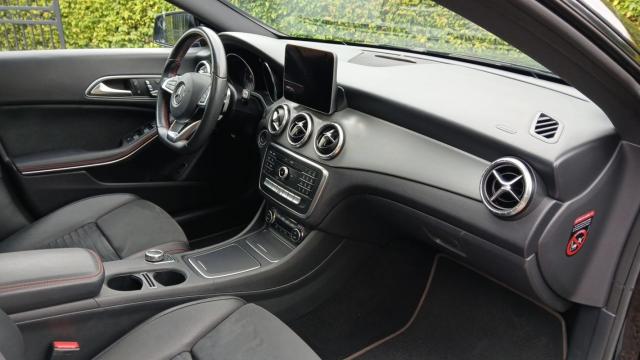 Mercedes Benz Classe Cla image 1