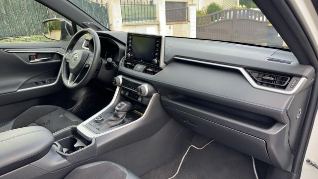 Toyota Rav4 image 4