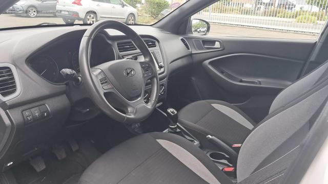Hyundai I20 image 8