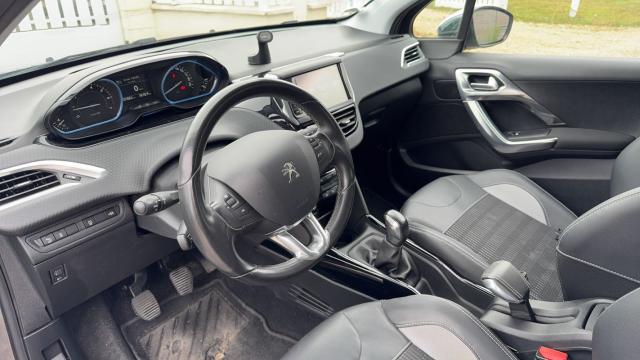Peugeot 2008 image 4