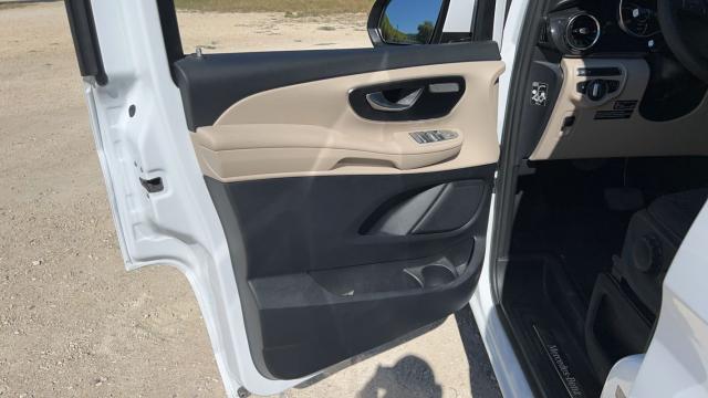 Mercedes Benz Marco Polo image 1