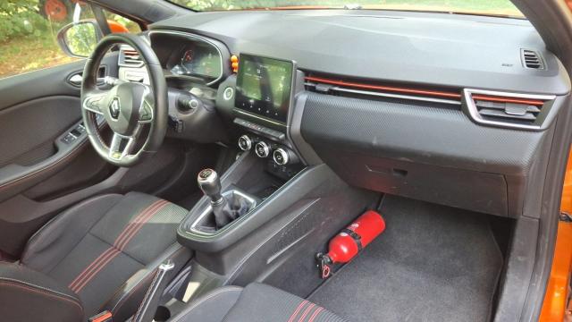 Renault Clio image 6