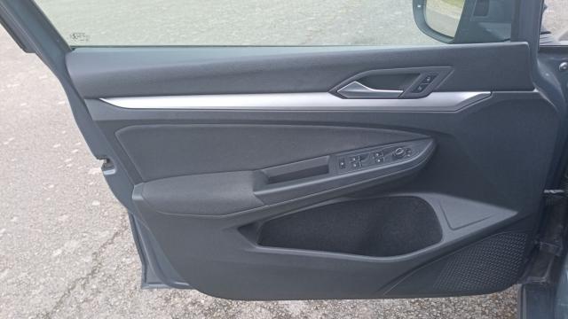 Volkswagen Golf image 7