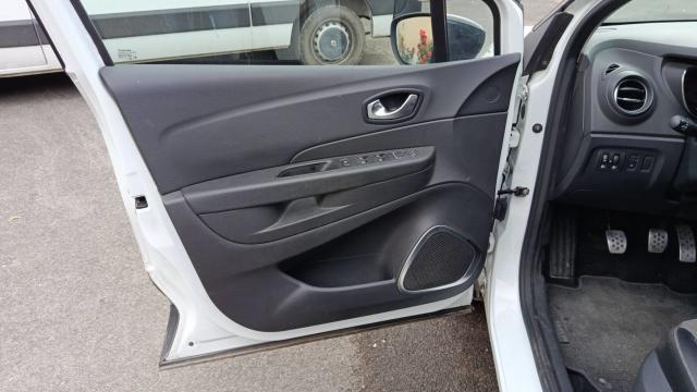 Renault Captur image 7