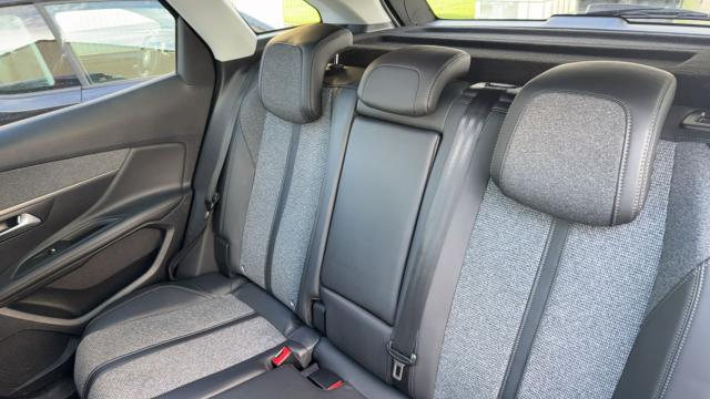 Peugeot 3008 image 3